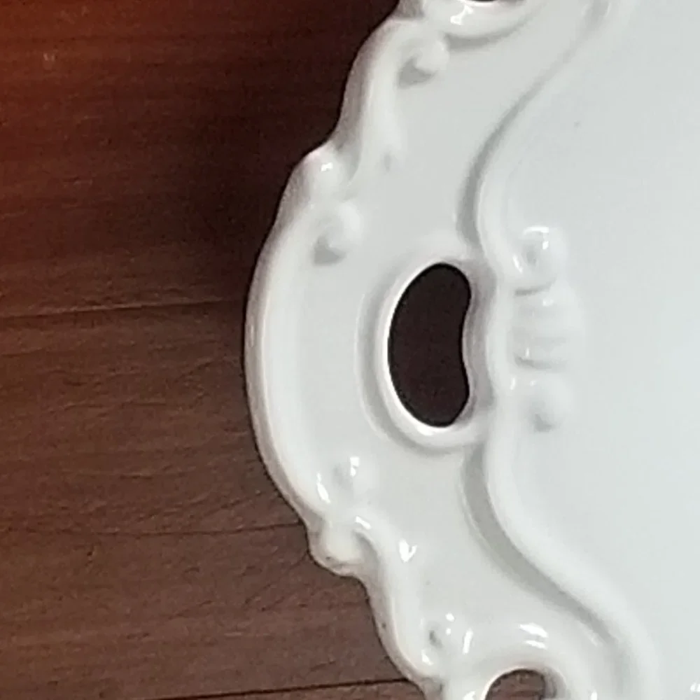 RARE LG IBORBONE ITALY WHITE LEMON FLORAL SERVING DISH SALAD CENTERPIECE BOWL